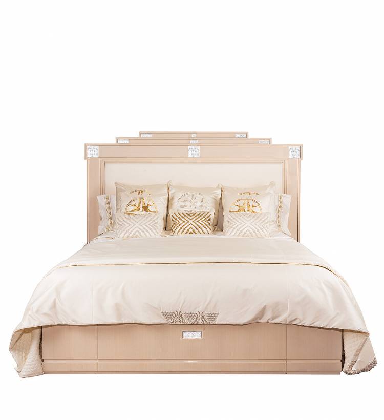 MASQUE DE FEMME BED