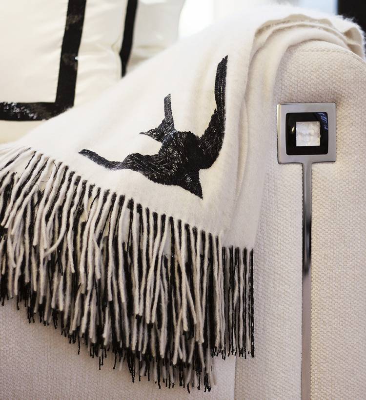 HIRONDELLES BEADED CASHMERE THROW