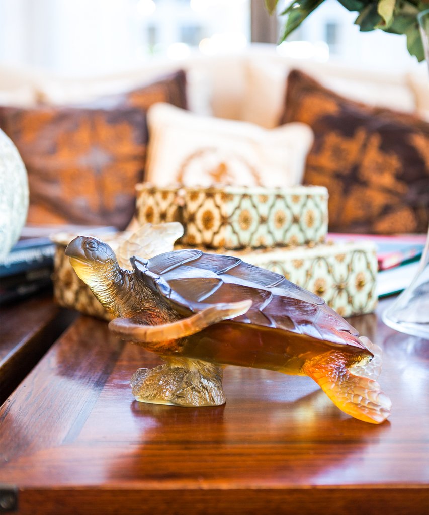 Large Amber Grey Sea Turtle - Image 2