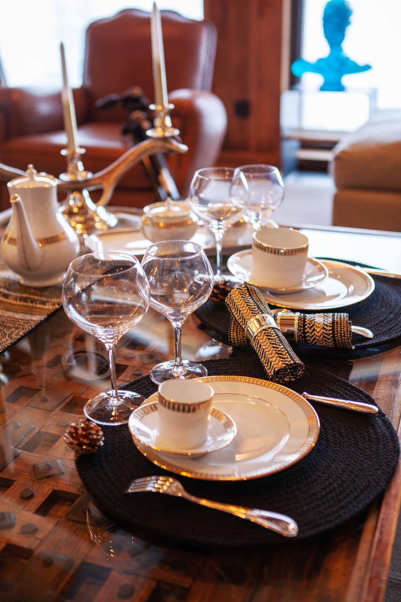 Plumes — Teacup And Saucer