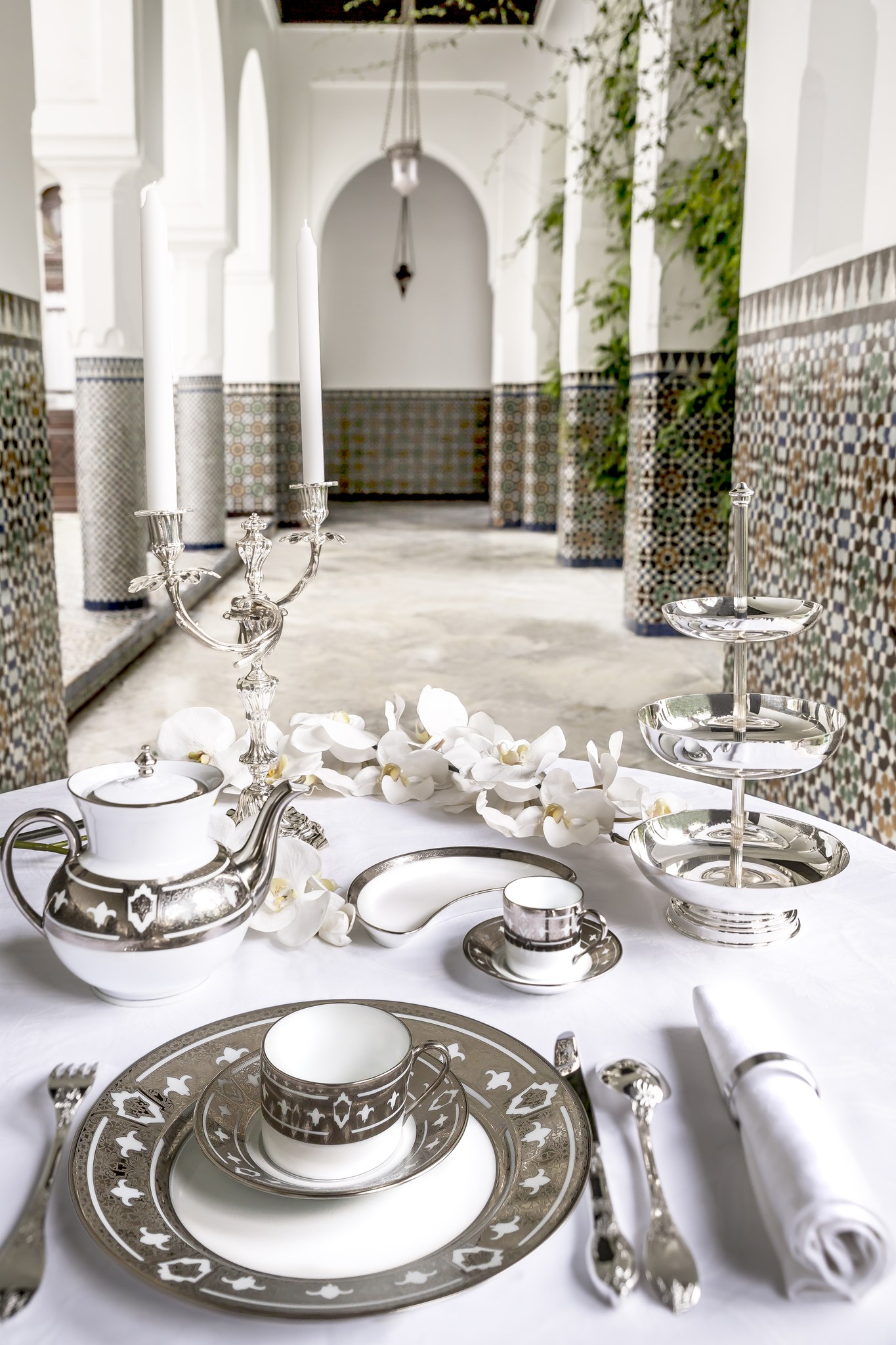 Grand Apparat — Dinner Plate