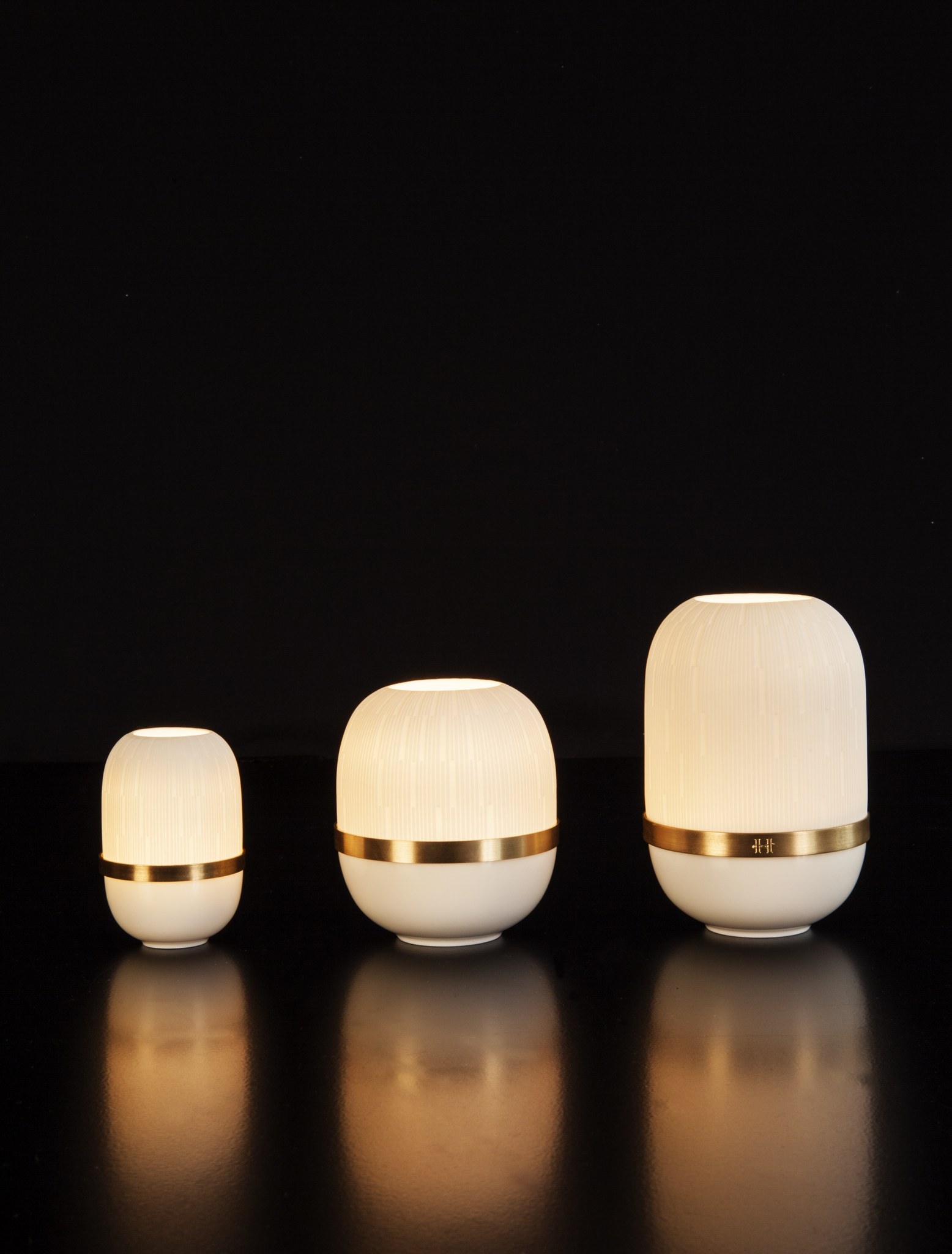 Infini — Small Candle Holder