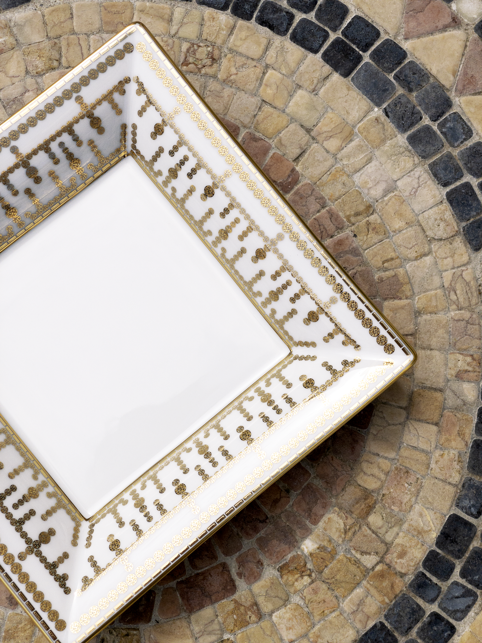Tiara — Large Tray